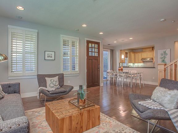 4th image of 212 Morgan Ln