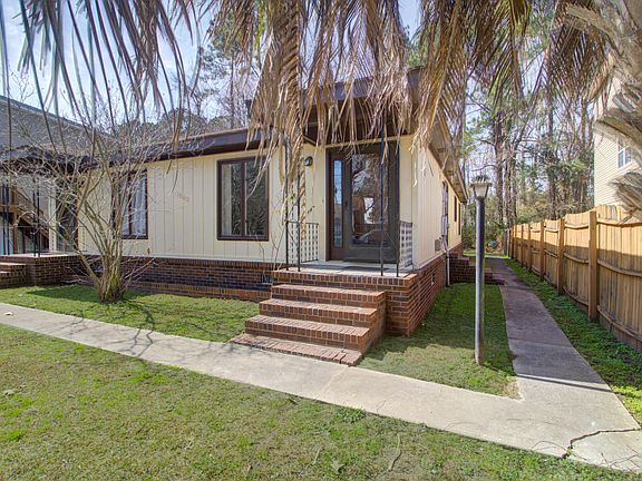 4th image of 1543 Theresa Dr APT A