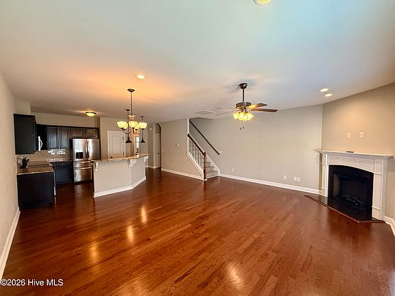 4th image of 1808 Fox Den Way Unit 2