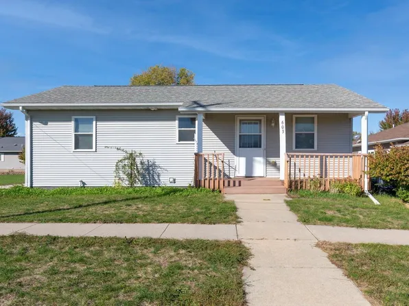 603 4th Ave, Parkersburg, IA 50665