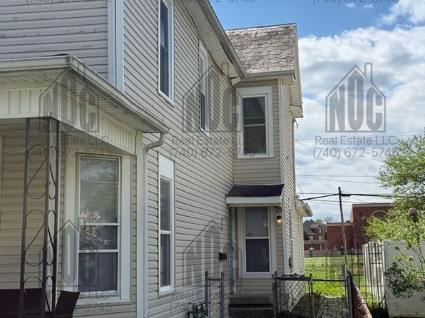 160 1/2 Lake St