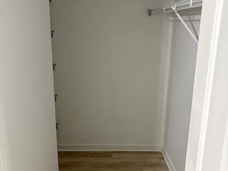 2152 Kings Gate Ln — Photo 22