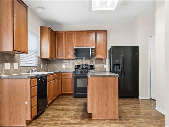 3rd image of 29342 Winton Wood Way