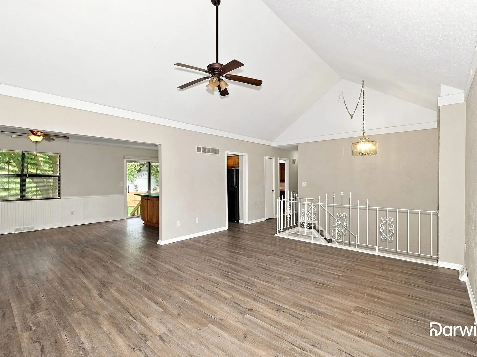 3 bed, 2.5 bath, 2088 sqft, $2,180 — Photo 4