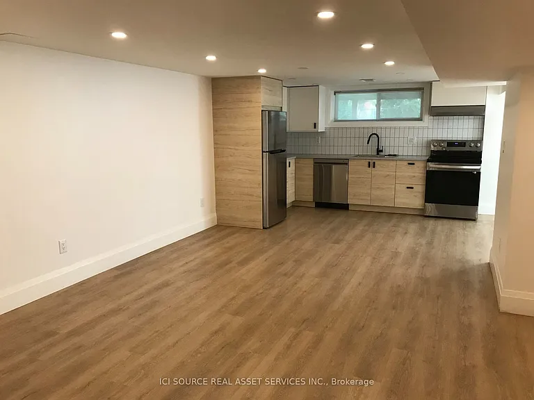 69 Paulart Dr #LOWER LEVEL — Photo 13