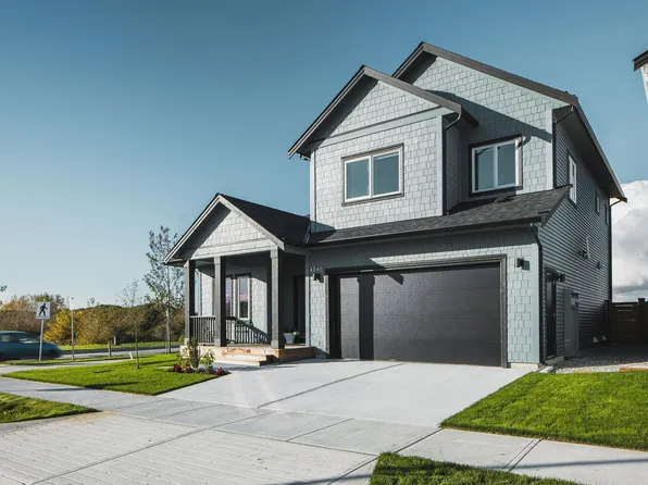 2470 Alder Way, Tsawwassen, BC V4M 0G8
