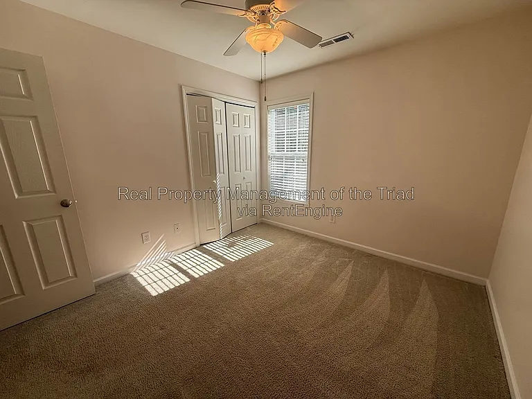 5817 Huckleberry Ct — Photo 7