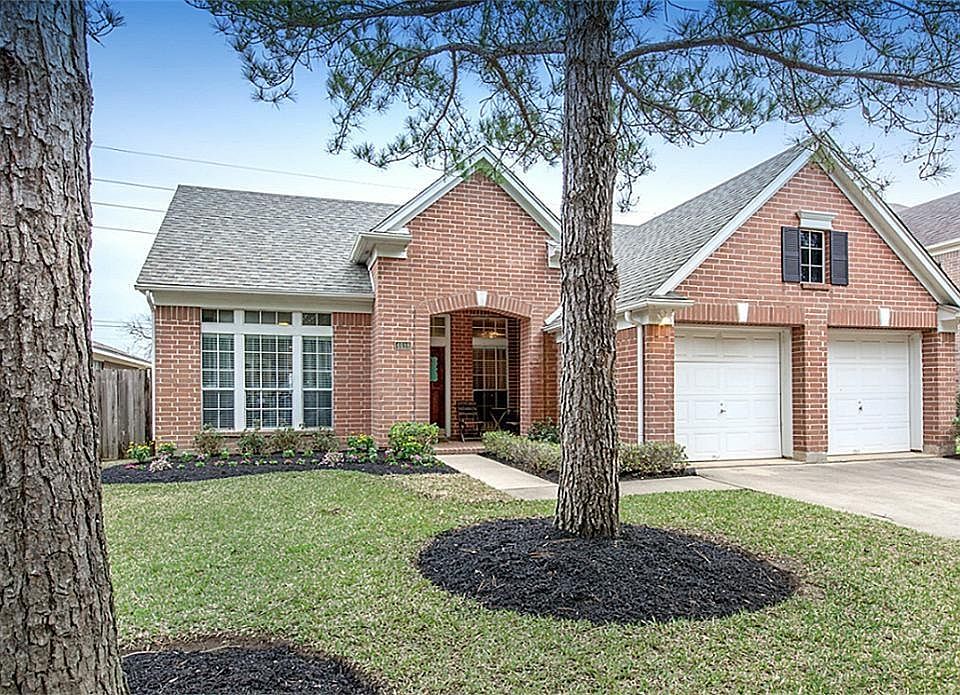 1st image of 4618 Forest Home Dr