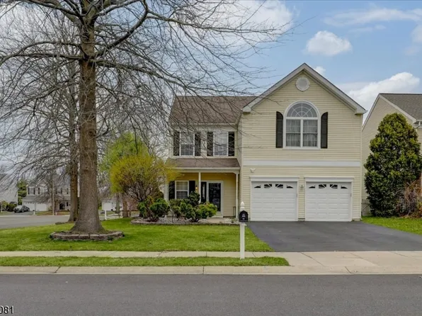 11 Quarry Ct, East Windsor Twp., NJ 08520
