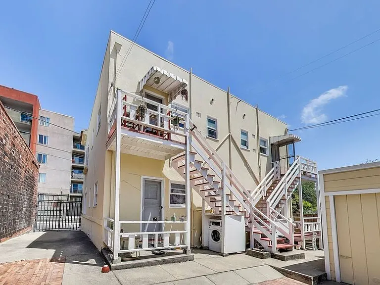 11 Warren Ave #8 — Photo 13
