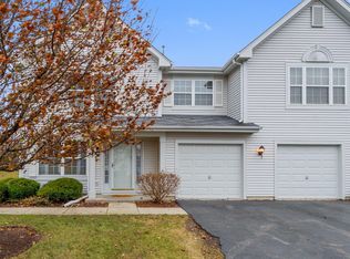 2455 Dickens Dr, Aurora, IL 60503