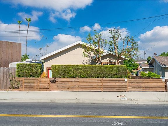 2nd image of 1036 N Avenue 50