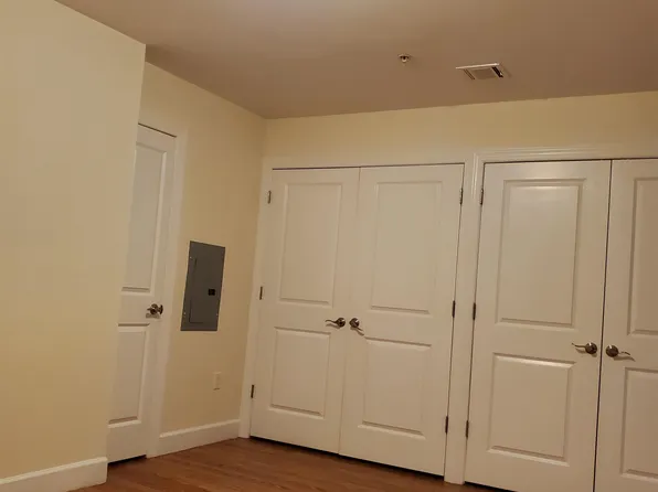 112 39th Street image 4 of 12