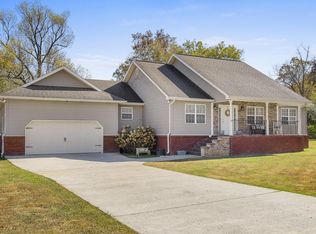 18 Pamela Ln, Trenton, GA 30752