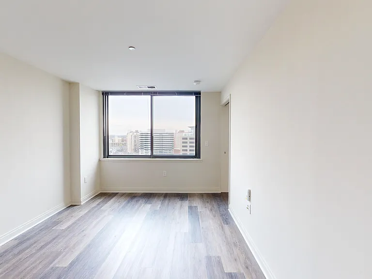 Eleven55 Ripley — Photo 116