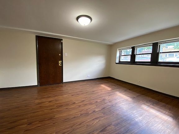 5th image of 2959 N Parkside Ave Unit Gn