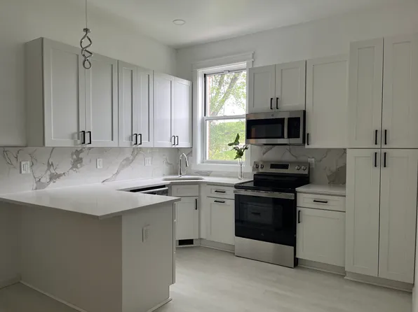 23 Oakland Sq, Pittsburgh, PA