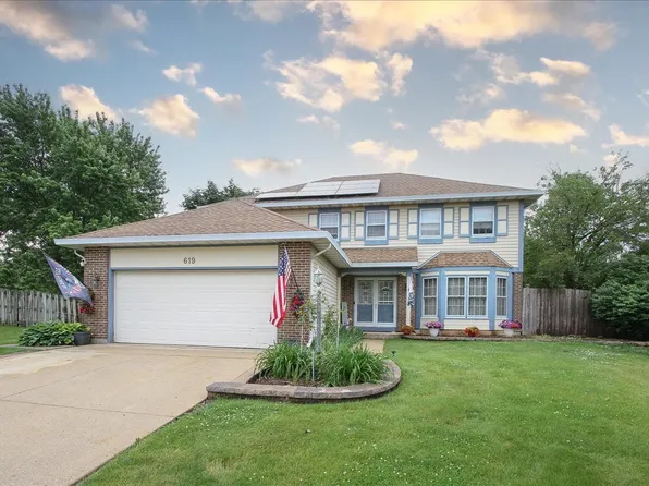 619 Yardley Ln, Hoffman Estates, IL 60169