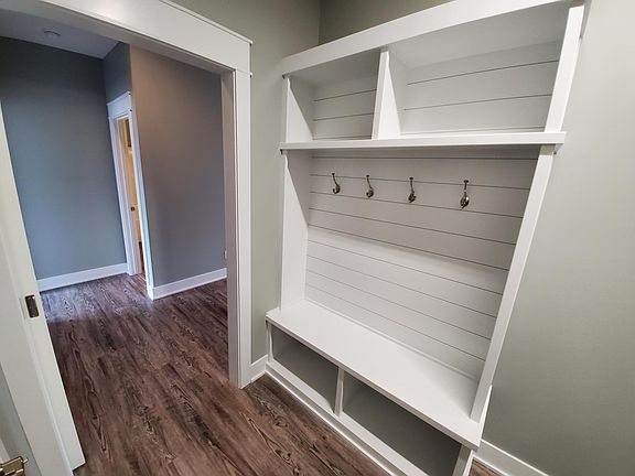 4th image of 8107 Patrick Ave
