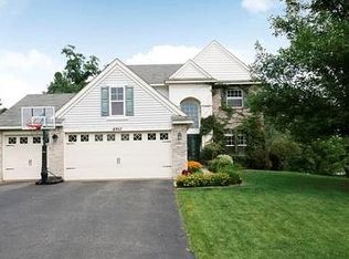 8947 Carter Ct, Inver Grove Heights, MN 55076