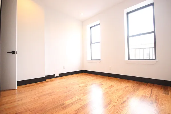 Rented by Nooklyn NYC LLC | media 19