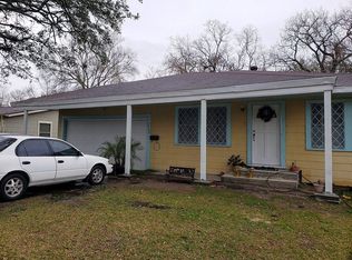 3748 Hays Ave, Groves, TX 77619