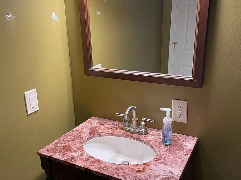 2185 Violet Cir #5 — Photo 9