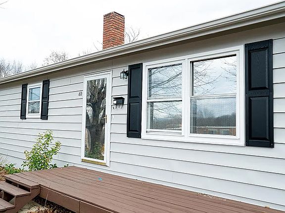 3rd image of 60 Gaston St