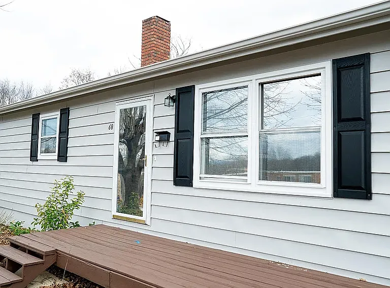 60 Gaston St — Photo 3
