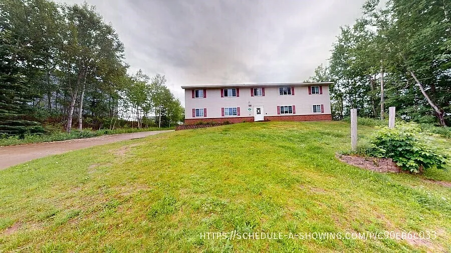 2 bed, 800 sqft, $1,295 — Photo 2
