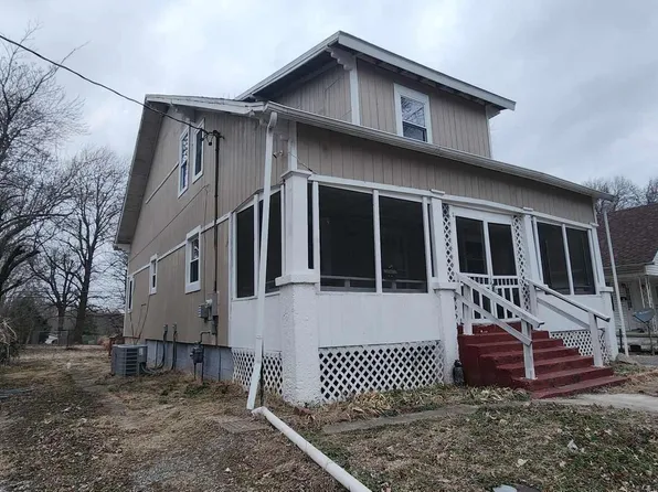 315 N Horn St, West Frankfort, IL 62896