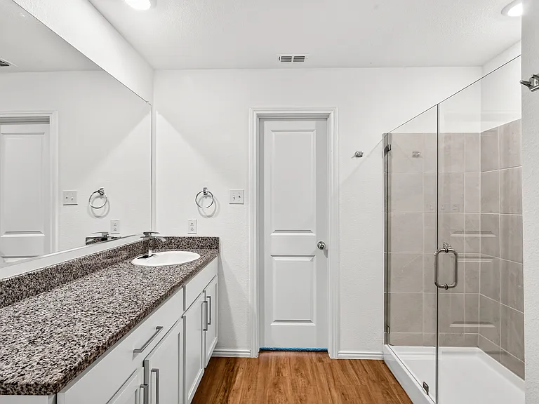 1033 Sourgum St — Photo 32