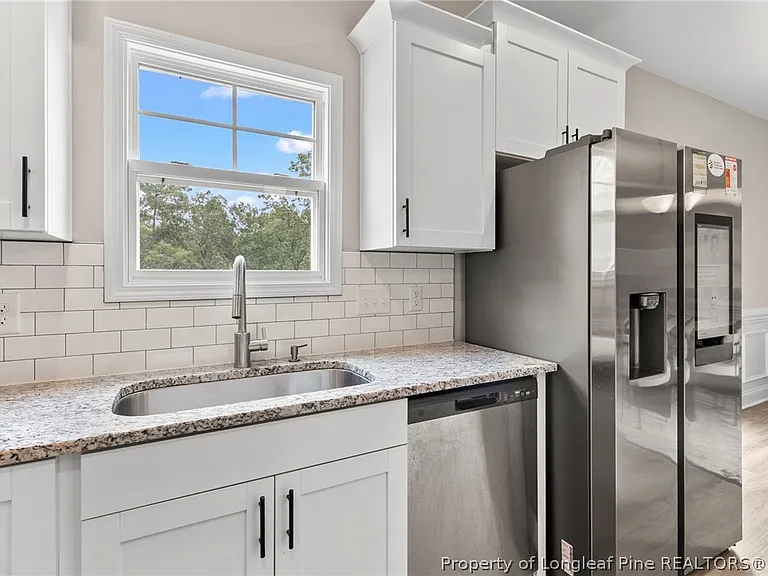 112 Nairn St — Photo 11