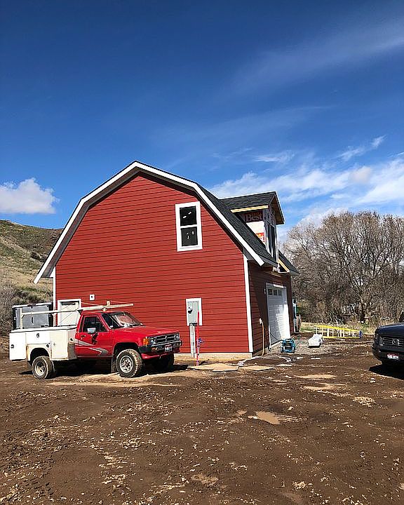 2nd image of 4757 River Rd