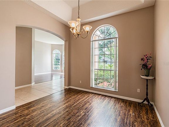 4th image of 209 Southern Magnolia Ln