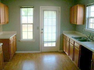 2nd image of 250 Lakeside Point