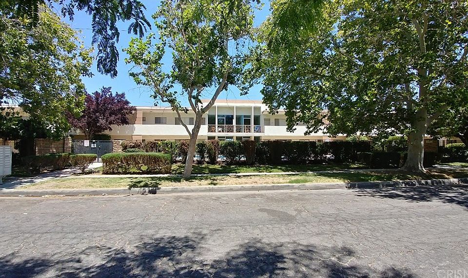 1st image of 1341 W Avenue J4 Unit 101