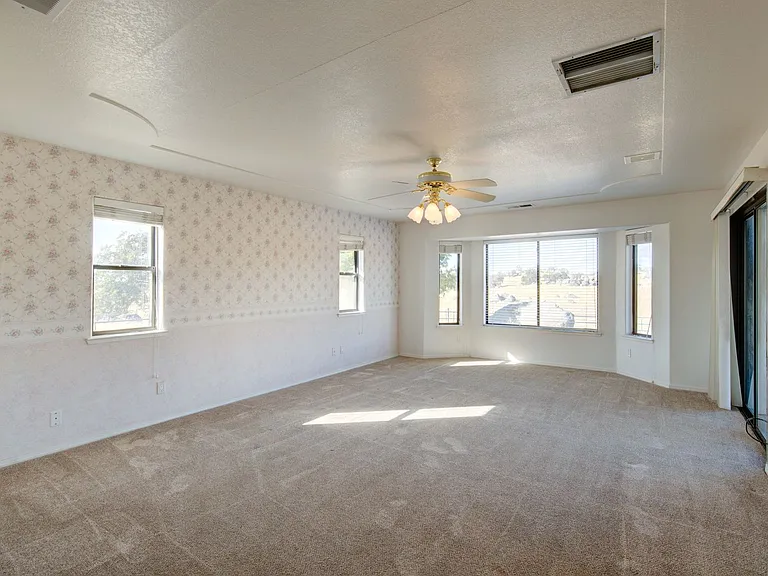 19580 Watts Valley Rd — Photo 22