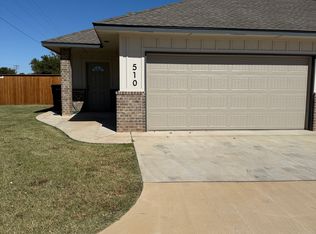 510 S Cemetery Rd, Yukon, OK 73099