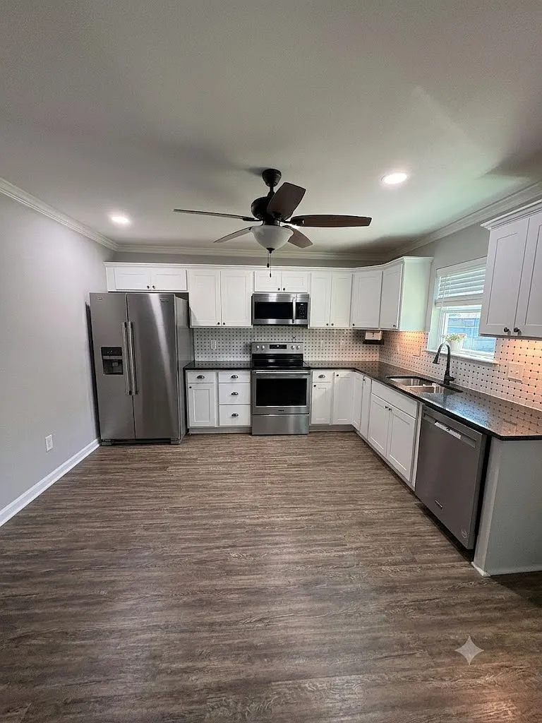 2 bed, 988 sqft, $1,450 — Photo 2