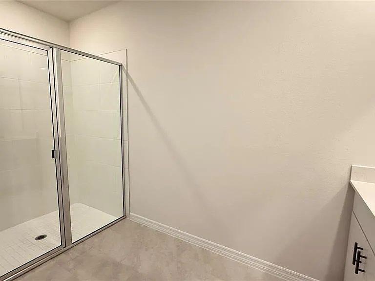 3905 Giorgio Dr — Photo 17