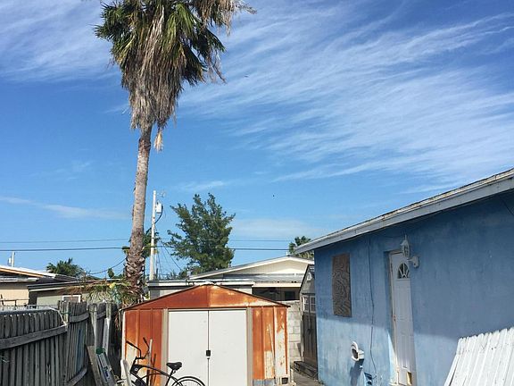 3rd image of E33 12th Ave