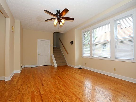 3rd image of 4317 Hegner Ave