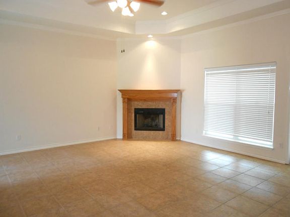 5th image of 8214 Mima Cir