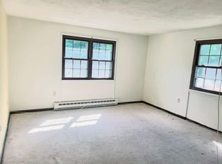 52 Swanson Ct APT 32B, Boxboro, MA 01719