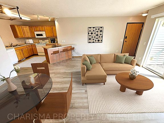 4th image of 7021 W 56th St #7013-1
