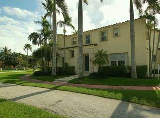 6437 N Bay Rd, Miami Beach, FL 33141