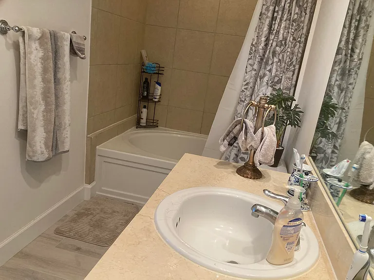 1617 N Flagler Dr #704 — Photo 12