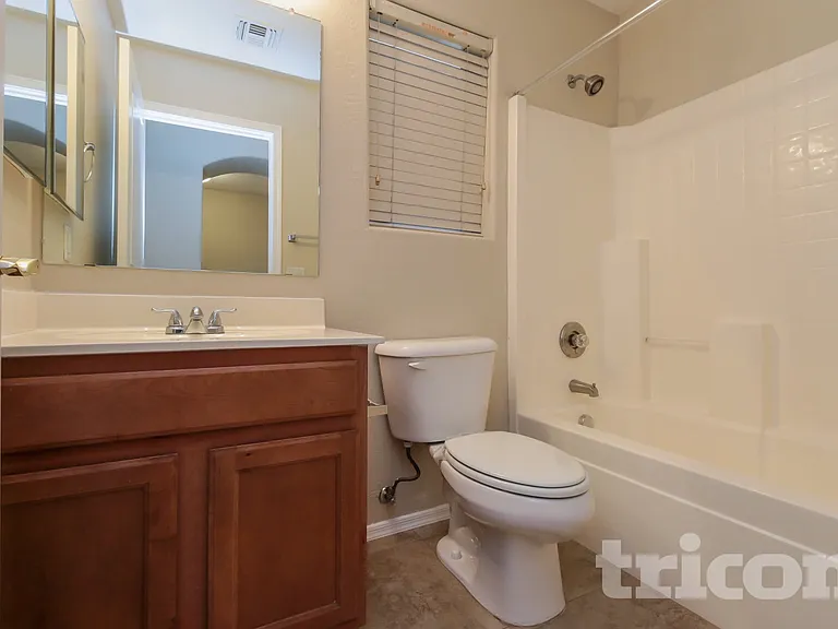 11791 W Belmont Dr — Photo 14