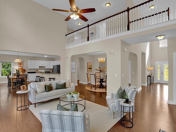 4th image of 140 Living Waters Blvd